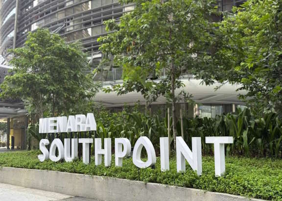 southpoint-sign-576x410