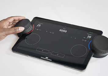 equinox-evo-touch-pad