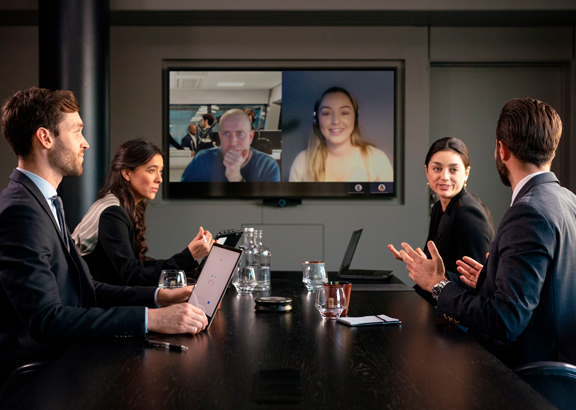 epos-takes-its-first-steps-into-the-video-collaboration-space-with-expand-vision-3t--april