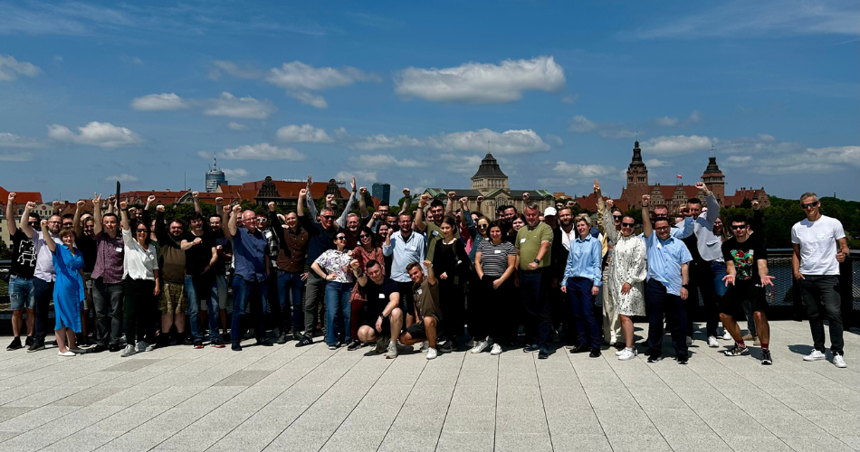 1_zainspirowani_i_zintegrowani_kulisy_ha_it_get2gether