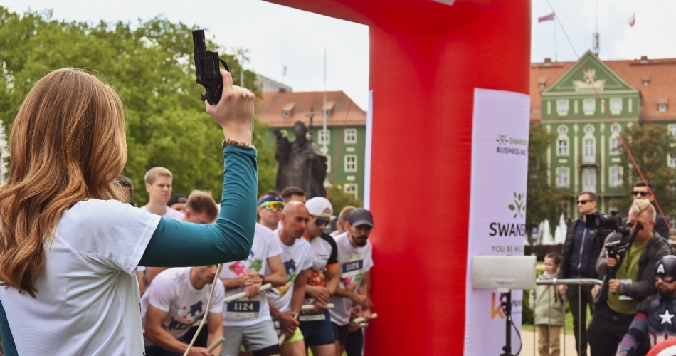 w_biegu_razniej_w_tekcie-1