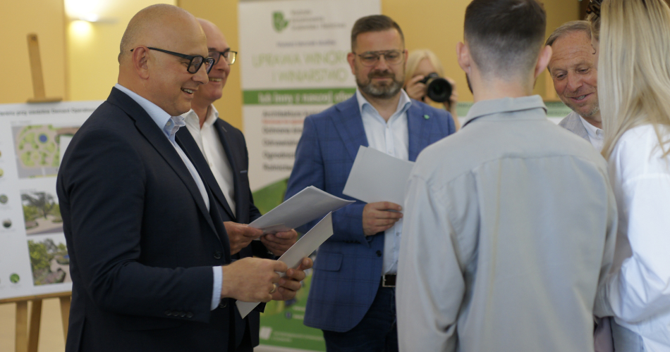 zut_konkurs_na_zagospodarowanie_terenu_w_tekscie_7