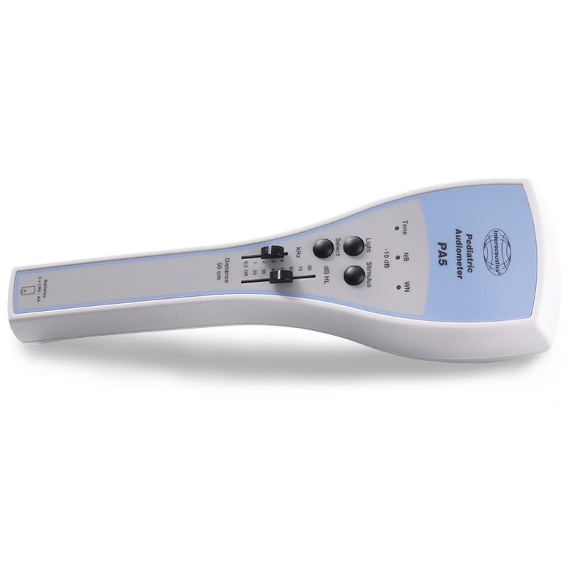 Interacoustics PA5, et bærbar audiometri system med en stor skærm, der viser auditive data, og et tastatur til indtastning af data