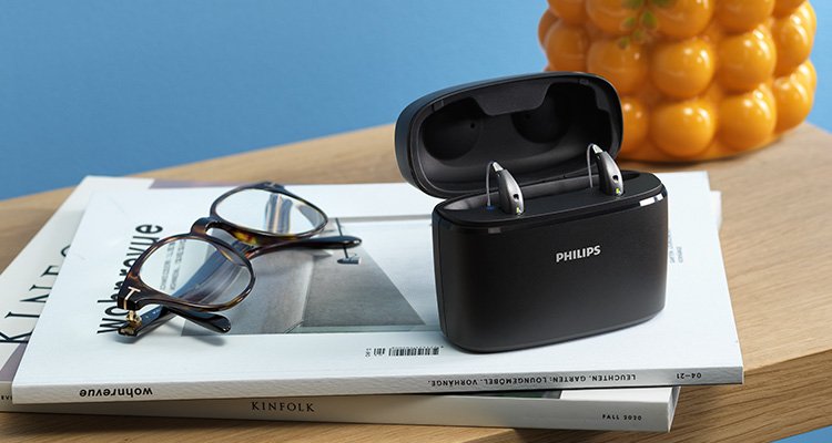 Philips Hearing Solutions portable charger to charge your hearing aids anywhere