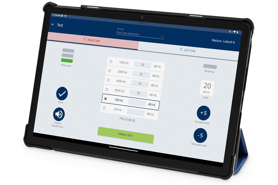 Tablet audiometer easyTone with state-of-the-art headphone