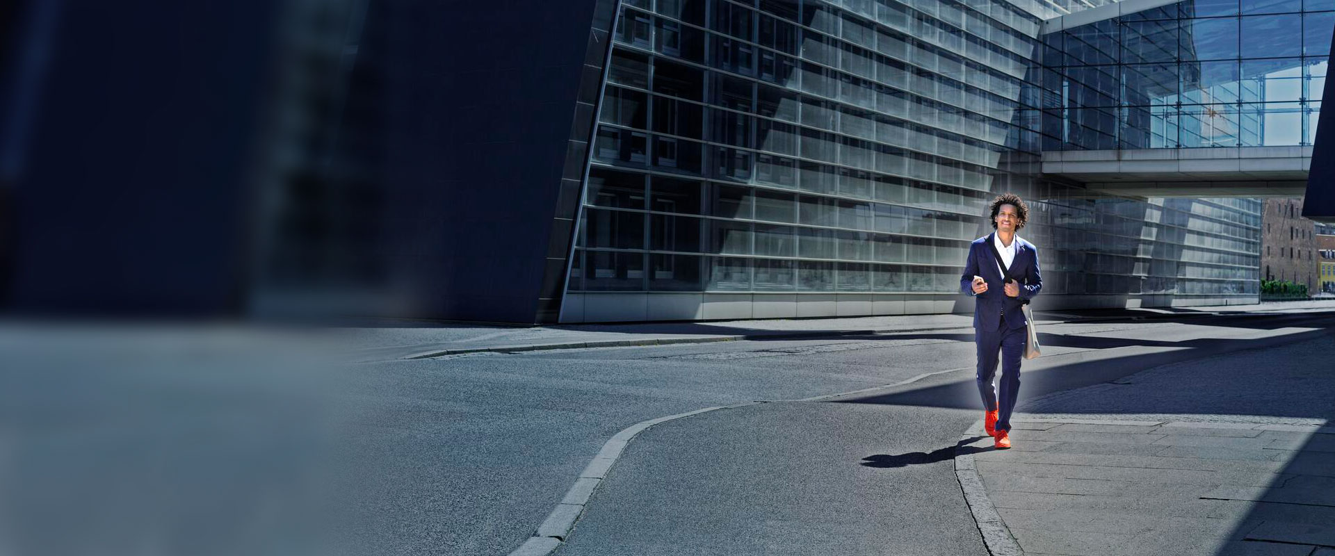 1920x800-connect-stream-and-relax-with-ponto5