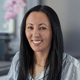 Meet Samia - an Oticon Medical cochlear implant user