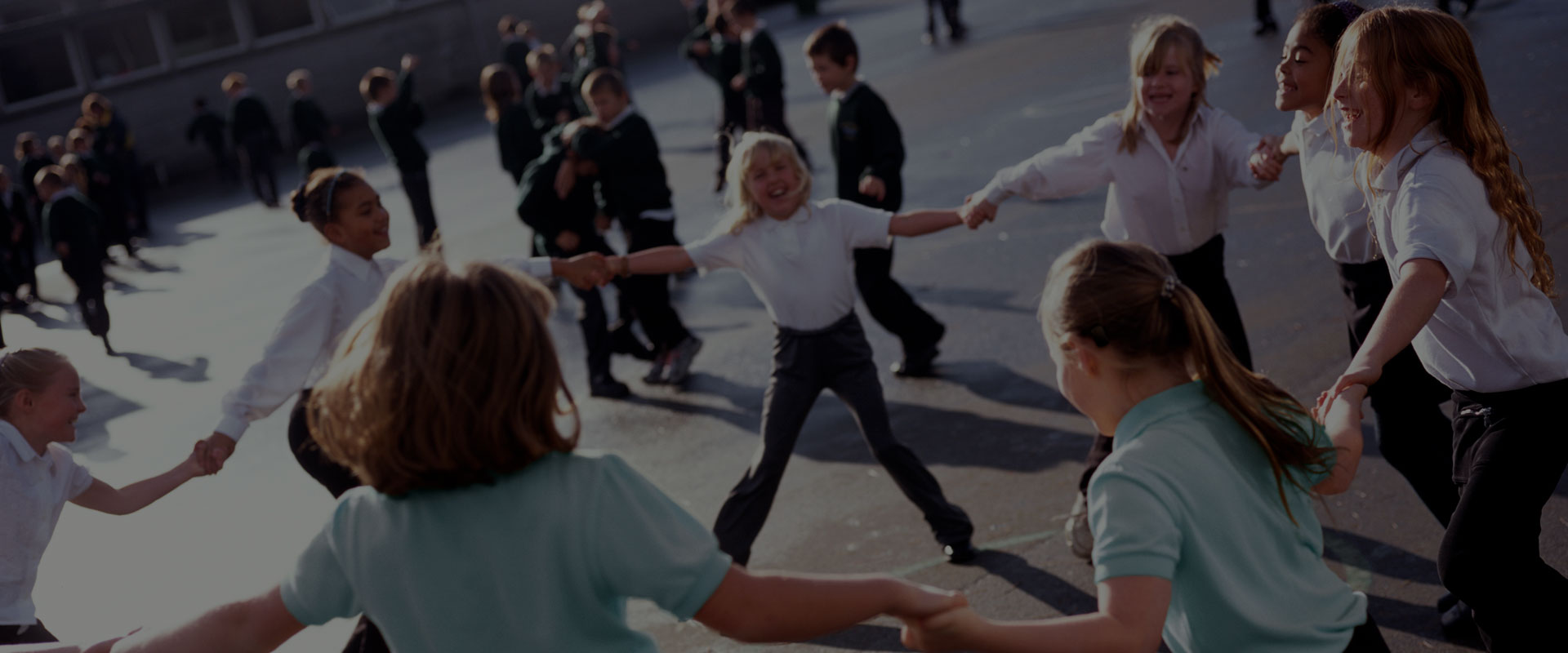 1920x800-fully-immersed-in-premium-sound