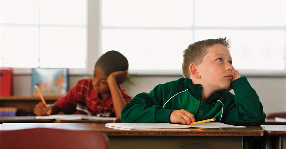 bored_boy_960x500