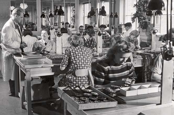 1950-oticon-fr-egen-produktion