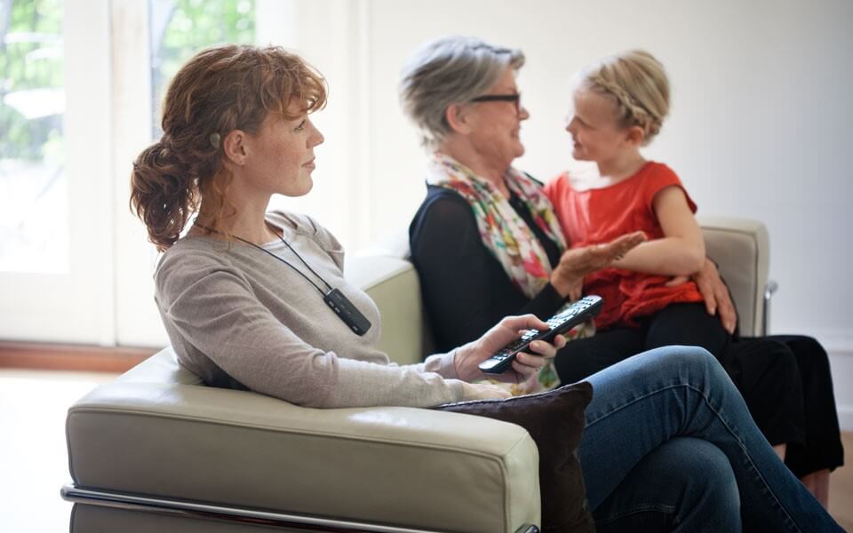 The Oticon ConnectLine accessories offer users access to better connections—with people, information and entertainment. 