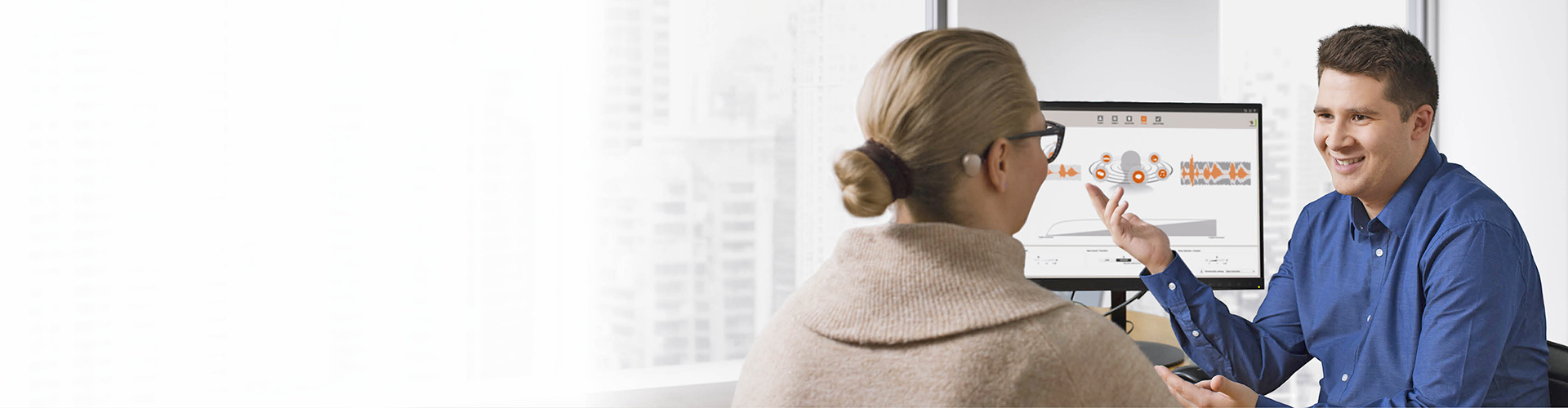 750x600_audiologist_and_patient