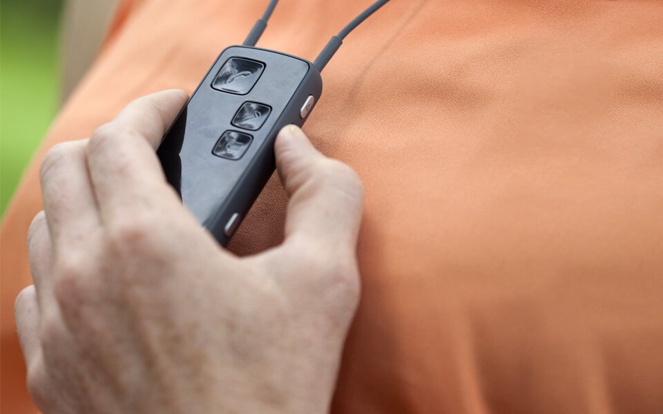 Oticon Medical streamer