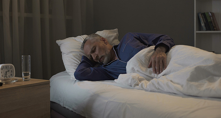 即使在睡眠過程中，我們的聽覺也一直處於活動狀態。只是大腦會忽略大部分傳入的聲音